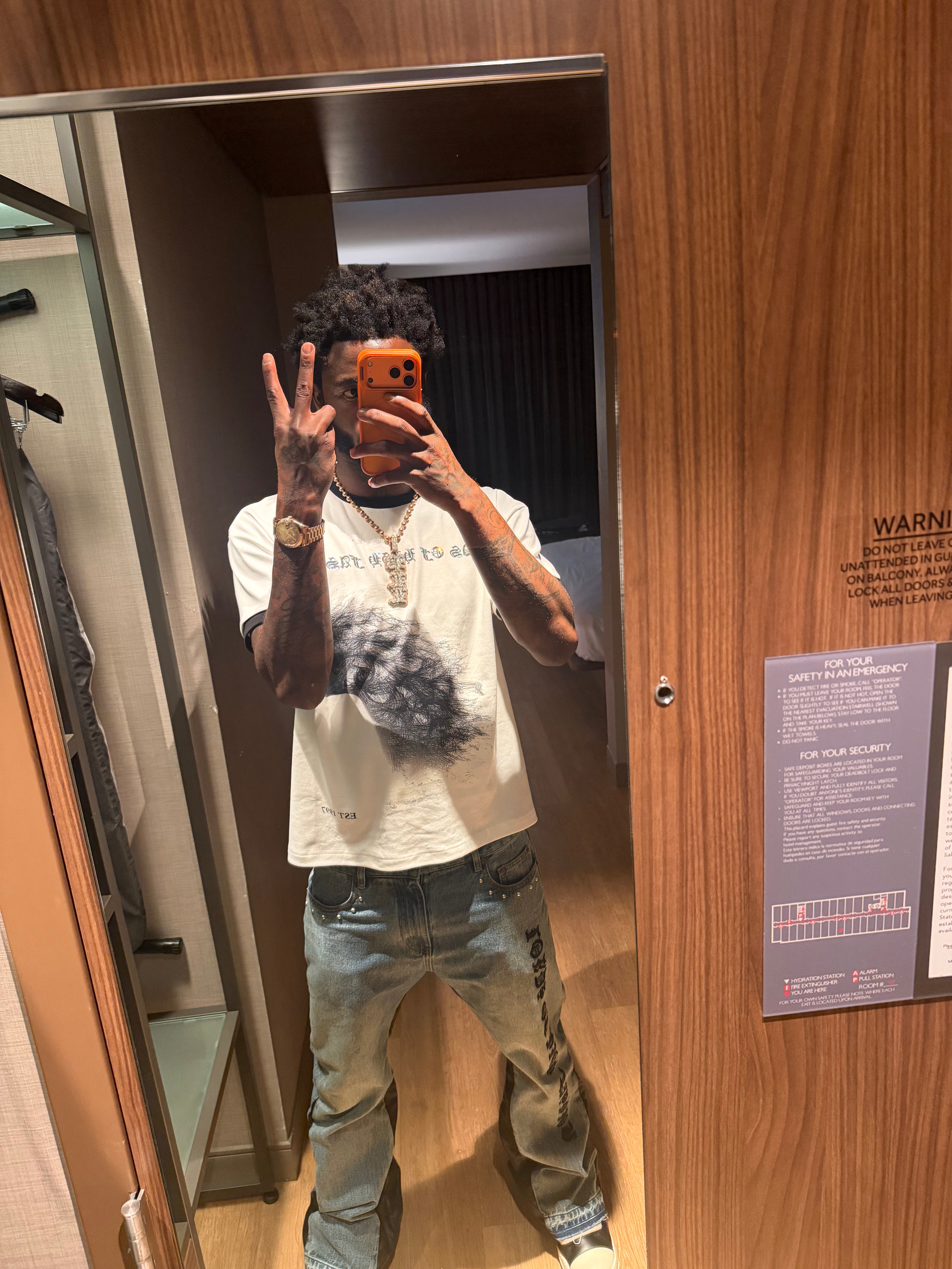 "Members Only"  White Diamond Lux Edition
