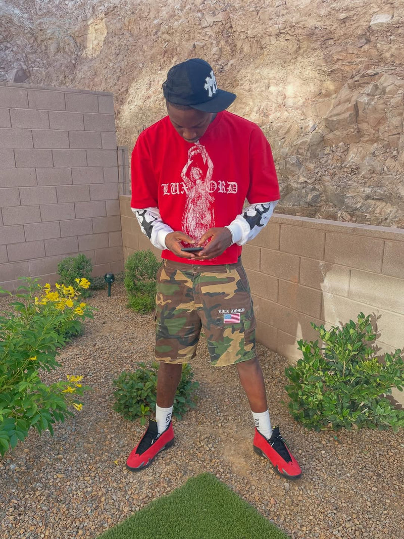 Lit Saint Double Layer