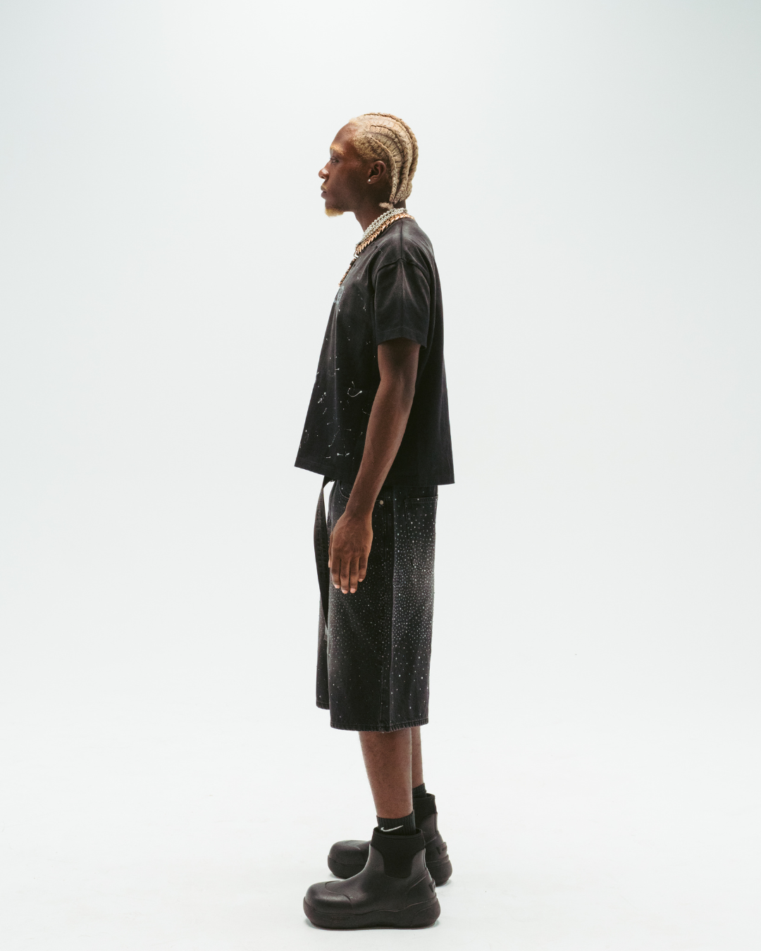 "LUX" DISTRESSED TEE