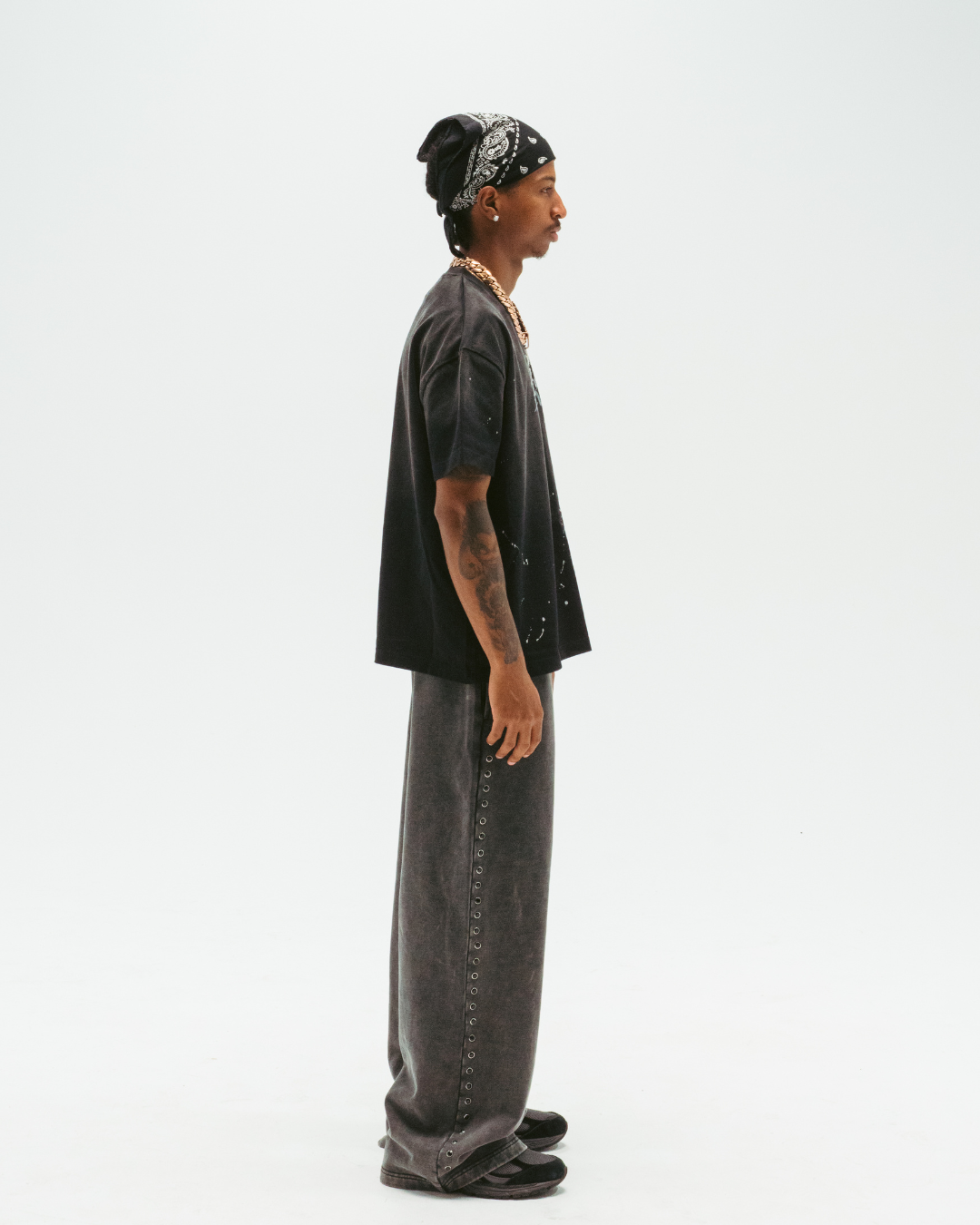 "GRAPHITE" GEMSTONE SWEATS