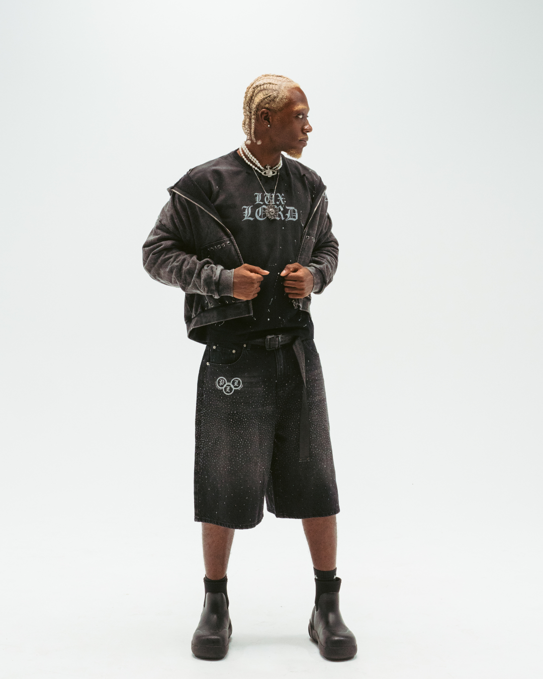 "STUNNA" RHINESTONE JORTS